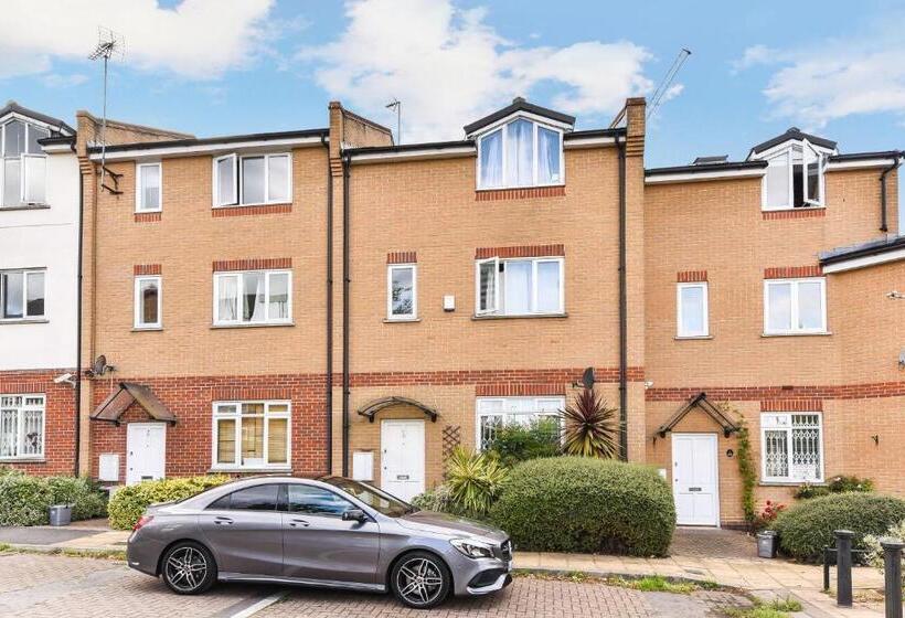 Номер Стандарт Индивидуальный Совместная Ванная, Thames View House