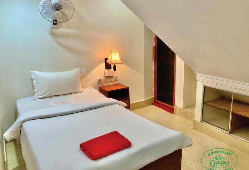 اتاق استاندارد یک نفره, Garden Village Guesthouse & Pool Bar