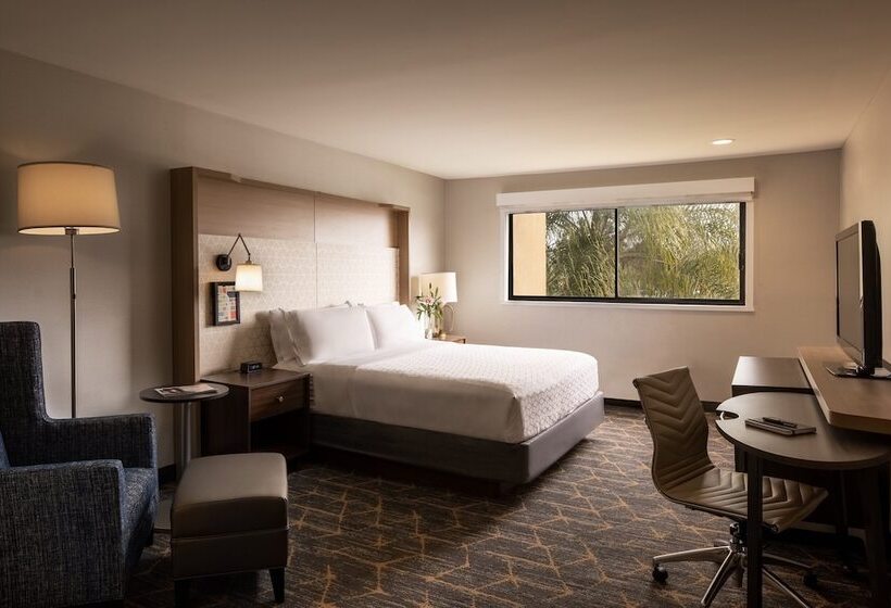 Номер Стандарт, Holiday Inn Santa Ana Orange County Airport, An Ihg