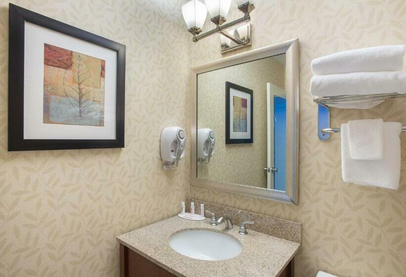 Номер Стандарт, Hawthorn Extended Stay By Wyndham Ellsworth Bar Harbor