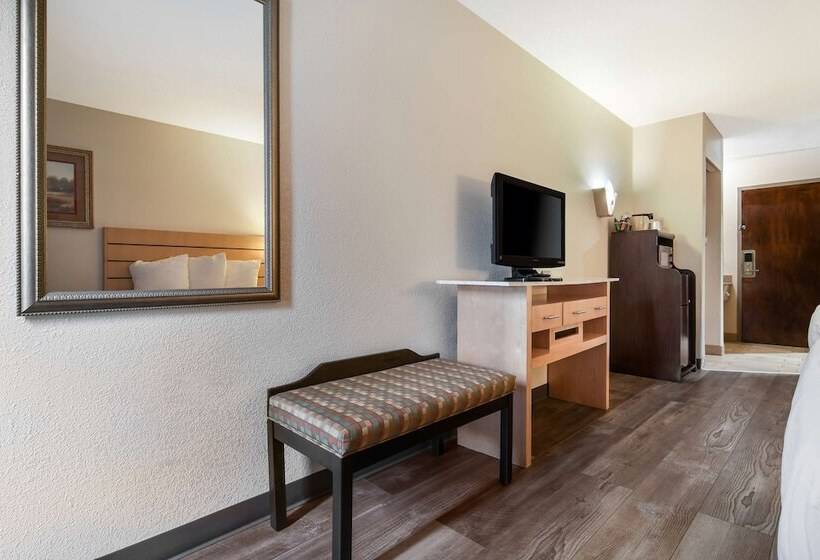 Номер Стандарт 2 Двуспальные Кровати, Surestay Plus Hotel By Best Western Tarboro