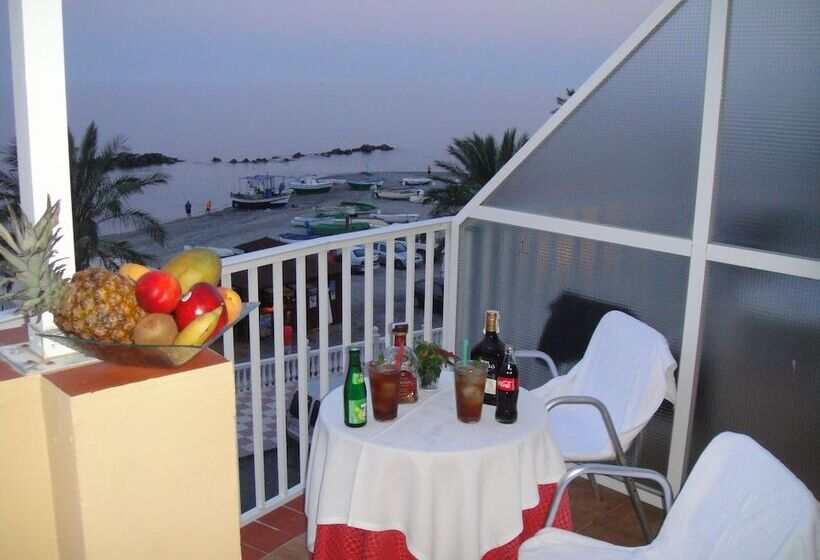 اتاق استاندارد یک نفره با چشم‌انداز دریا, Hostal Costa Sol