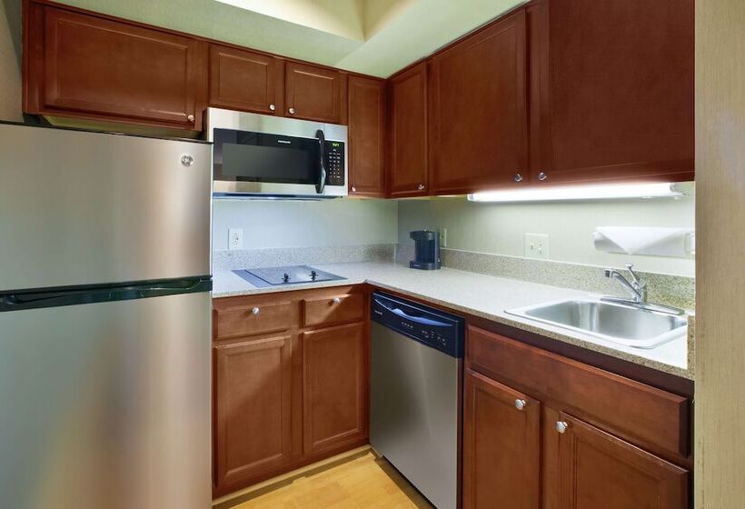 Люкс Кровать Кинг, Homewood Suites By Hilton Daytonfairborn