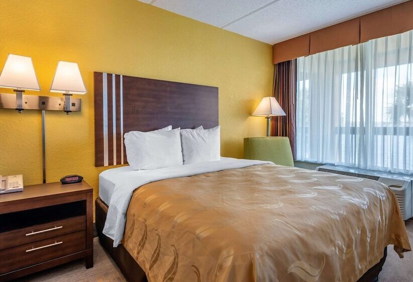 标准间, Quality Inn And Suites Palatka Riverfront