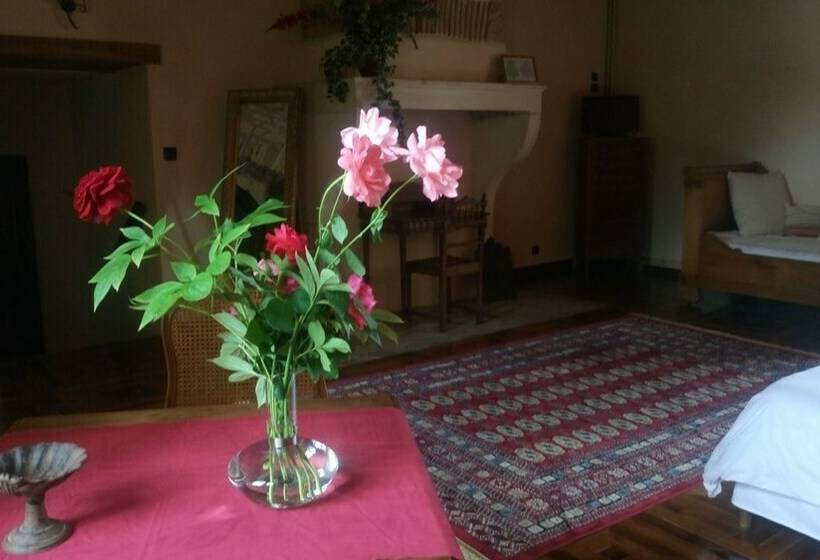 اتاق استاندارد, Moulin Madame