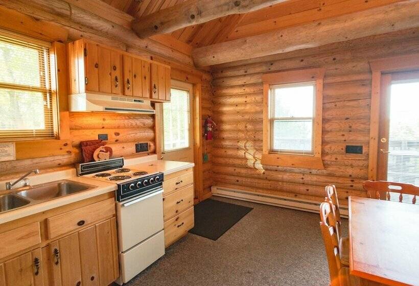 Хижина, Deer Ridge Resort