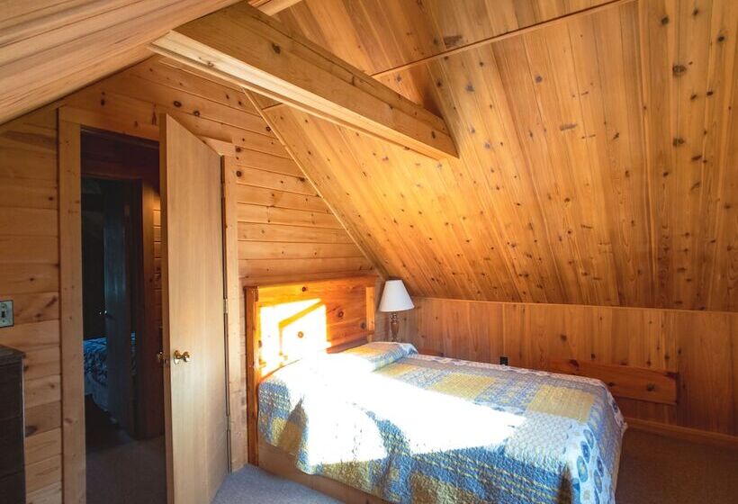 Хижина, Deer Ridge Resort