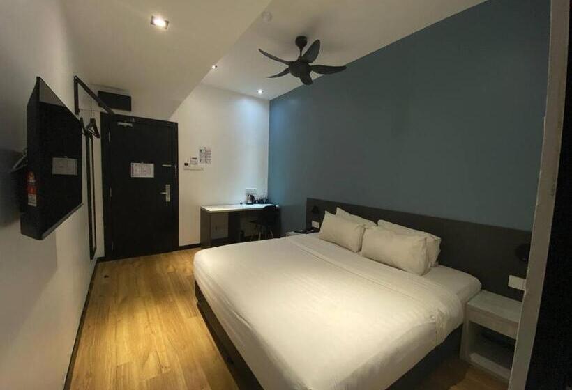 اتاق لوکس با تخت بزرگ, Arena Boutique Hotel Kuala Terengganu