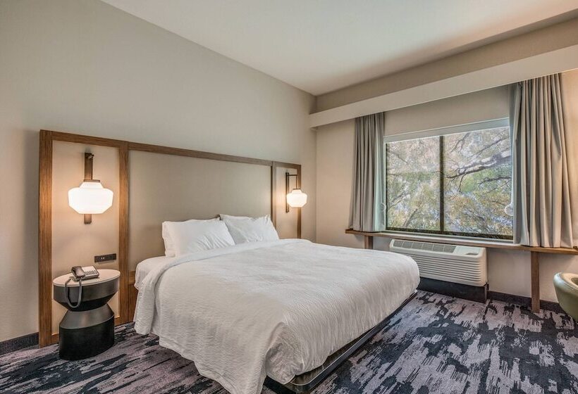 스위트, Fairfield Inn & Suites Whitewater