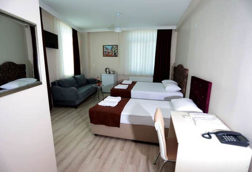 اتاق خانوادگی, Beksi̇ti̇