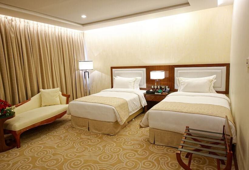اتاق لوکس یک تخته, Royal Swiss Lahore
