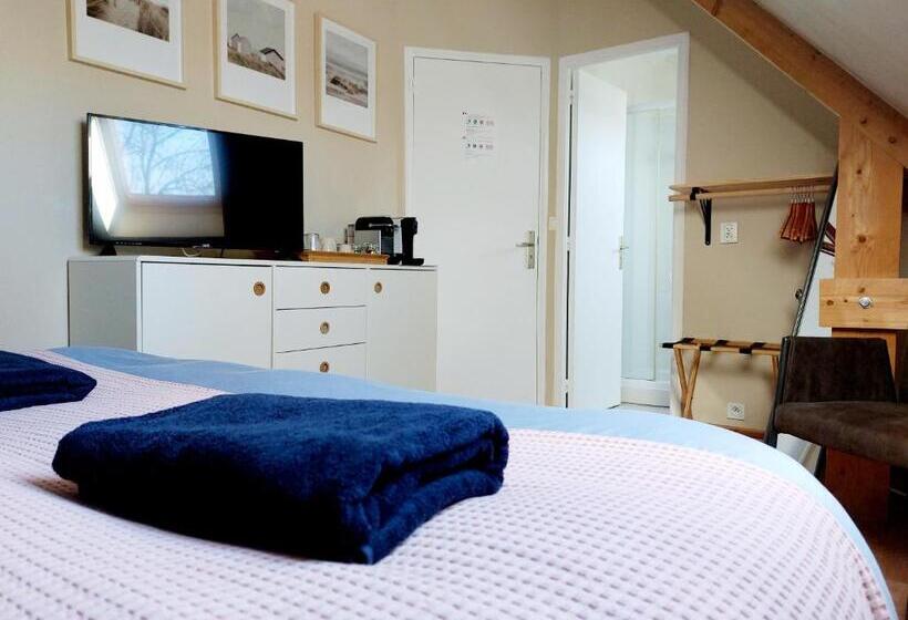 Дом 4 Спальни, Chambres D Hôtes Chez L Habitant   Bed& Breakfast Homestay