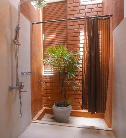 اتاق لوکس, Monaara Leisure   Anuradhapura