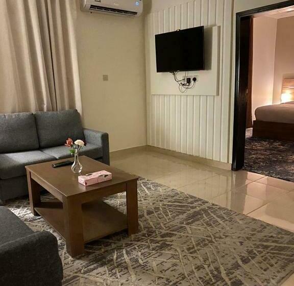 Семейное Студио, Lova Suites