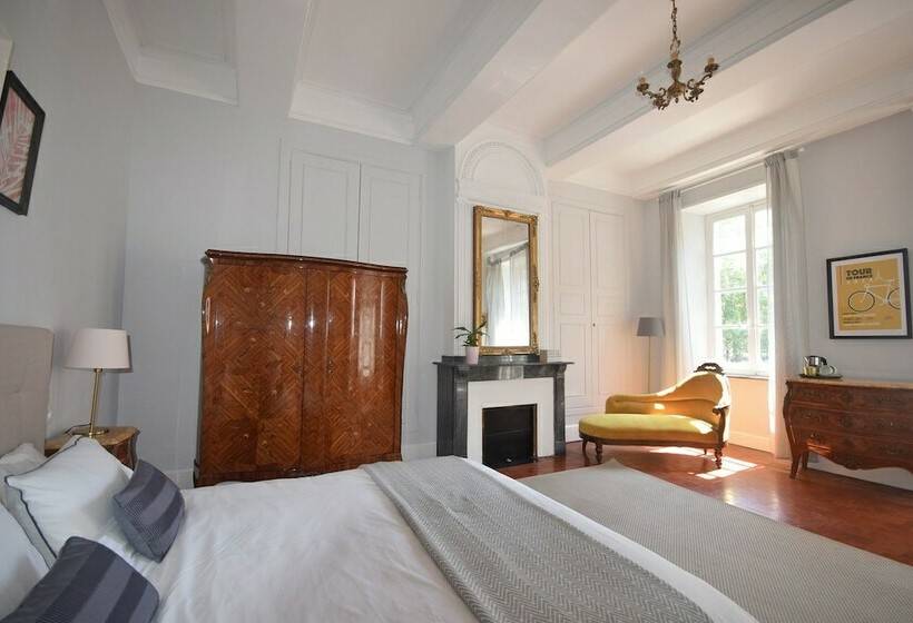 Номер Deluxe, Maison De L'aguze