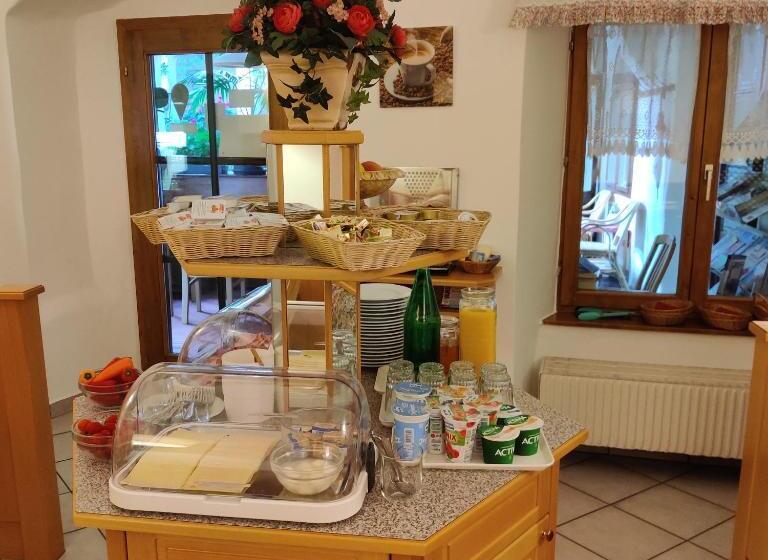 スタンダードトリプルルーム, Gästehaus Einzinger