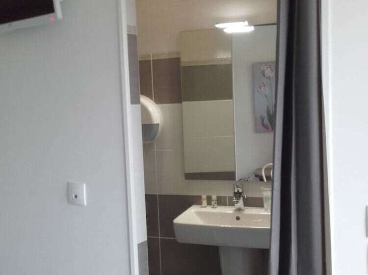 Номер Стандарт, Hôtel De La Plage