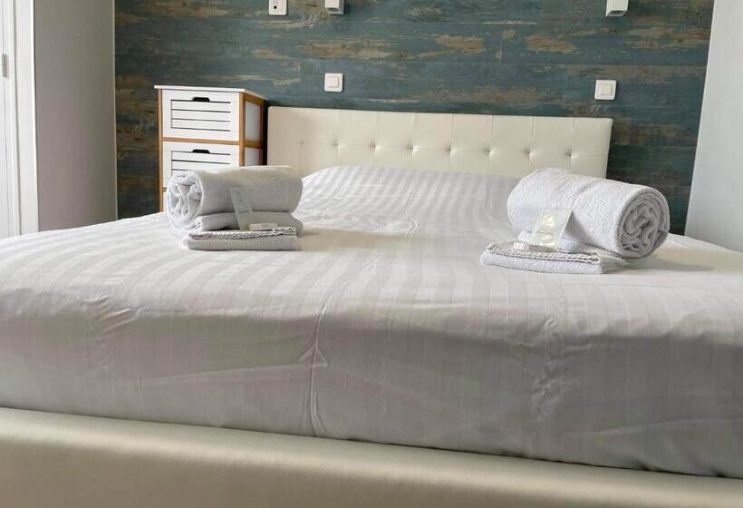 Номер Стандарт, Hôtel De La Plage
