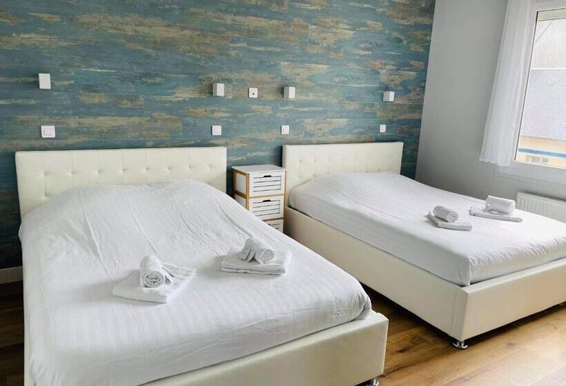 Четырехместный Номер Стандарт, Hôtel De La Plage