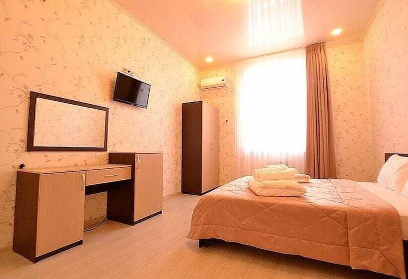 Люкс 2 Спальни, Guest House Amur