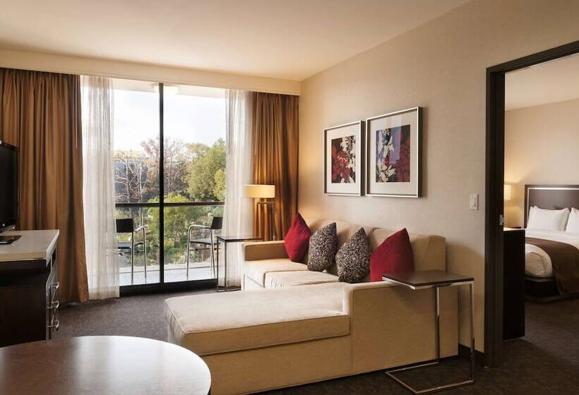 套房带园景, Doubletree By Hilton Hotel Los Angeles Downtown