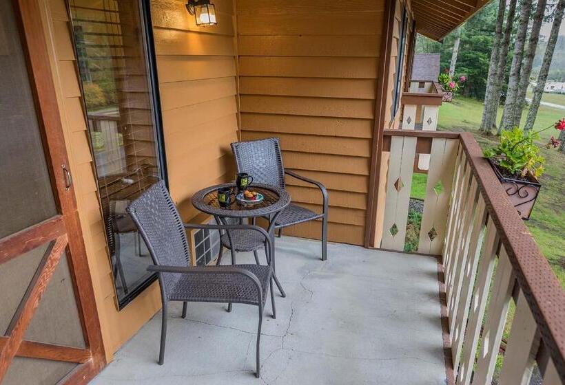 Номер Deluxe Кровать Кинг, Nisqually Lodge