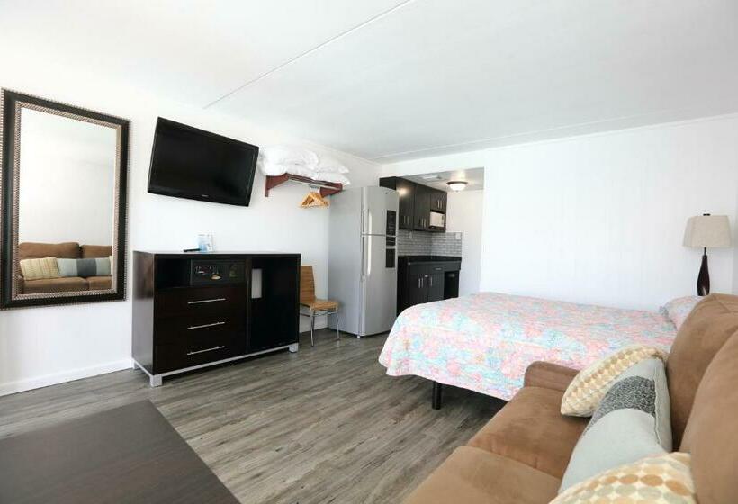 스탠다드 스튜디오 풀장 전망, Olympic Island Beach Resort