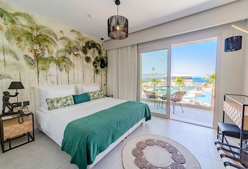 غرفة قياسية مطلّة علي البحر, Pepper Sea Club