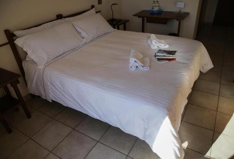 Номер Стандарт с Террасой, Albergo Parco Gran Sasso
