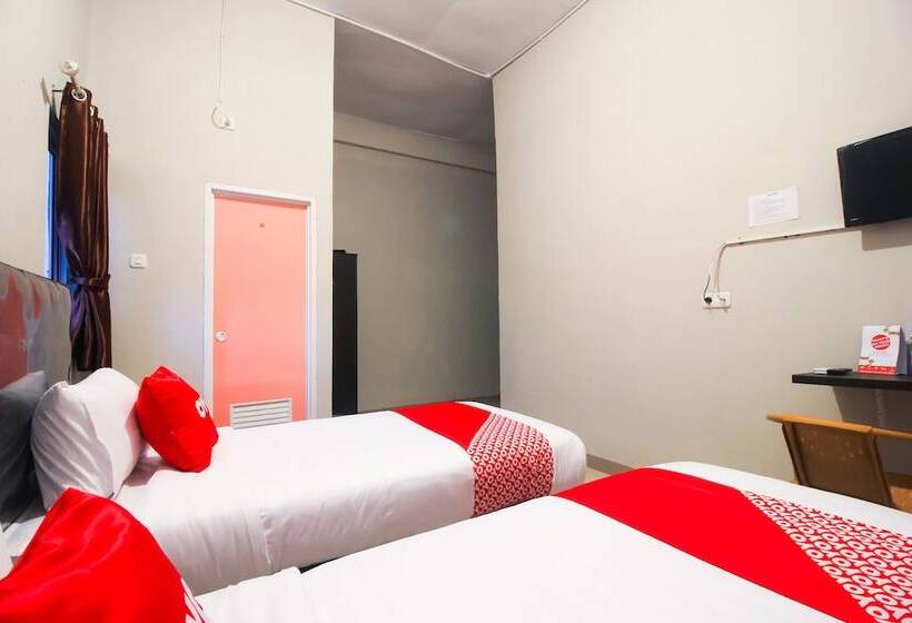 Номер Стандарт, Oyo 1653 Fajar Residence