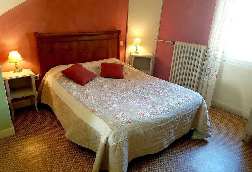 Номер Стандарт, Logis Hotel Restaurant Le Grand Puech