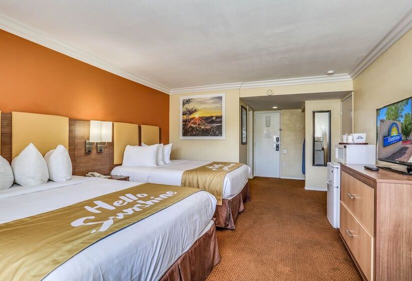 Chambre Standard 2 Lits Doubles, Days Inn By Wyndham Palm Springs