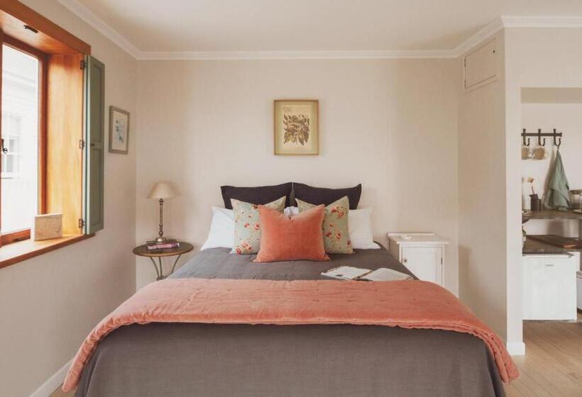 اتاق لوکس, Room For Two