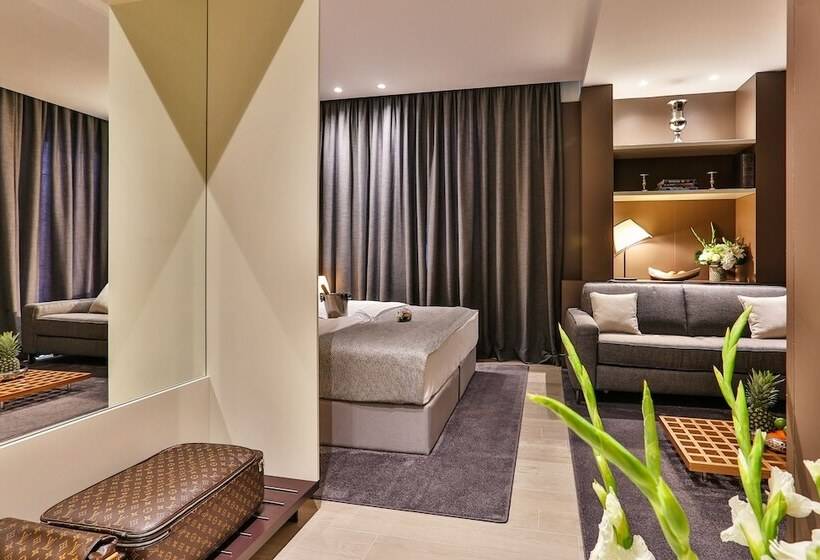 اتاق لوکس با بالکن, Avanti Hotel & Spa