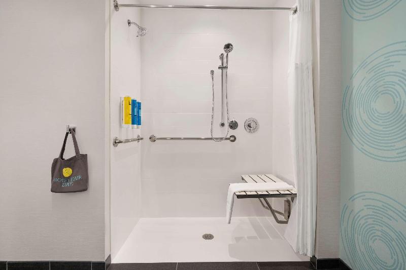 장애인을 위한 스탠다드 룸, Tru By Hilton Albany Airport, Ny