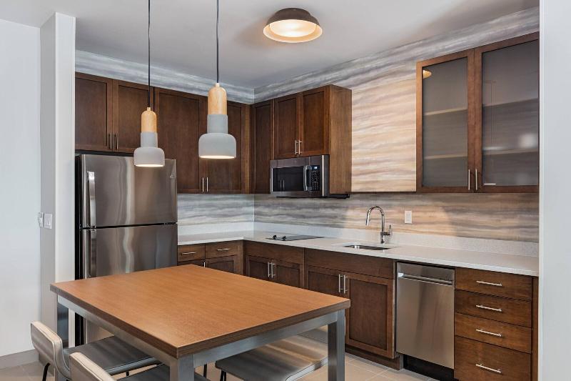 Люкс Кровать Квин, Residence Inn Riverside Moreno Valley