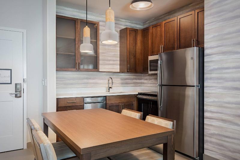 Люкс Кровать Квин, Residence Inn Riverside Moreno Valley