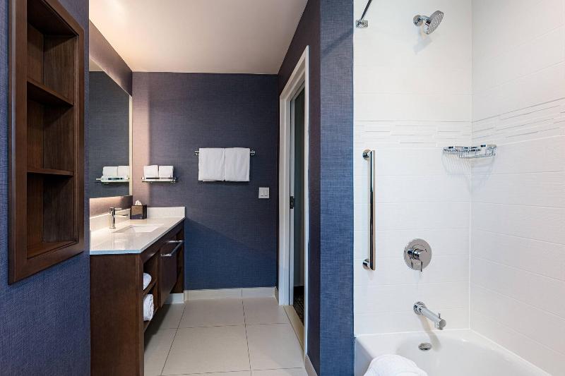 Люкс Кровать Квин, Residence Inn Riverside Moreno Valley