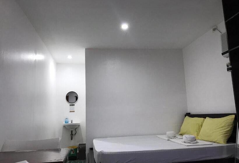 Номер Deluxe, Chill Out Hostel