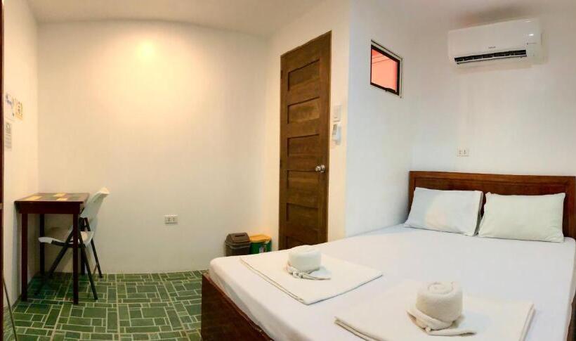 Номер Стандарт Вид на Горы, Chill Out Hostel