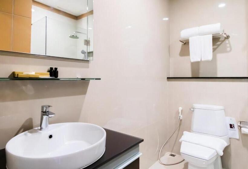 스탠다드 스튜디오, Hillside Residence Khaoyai
