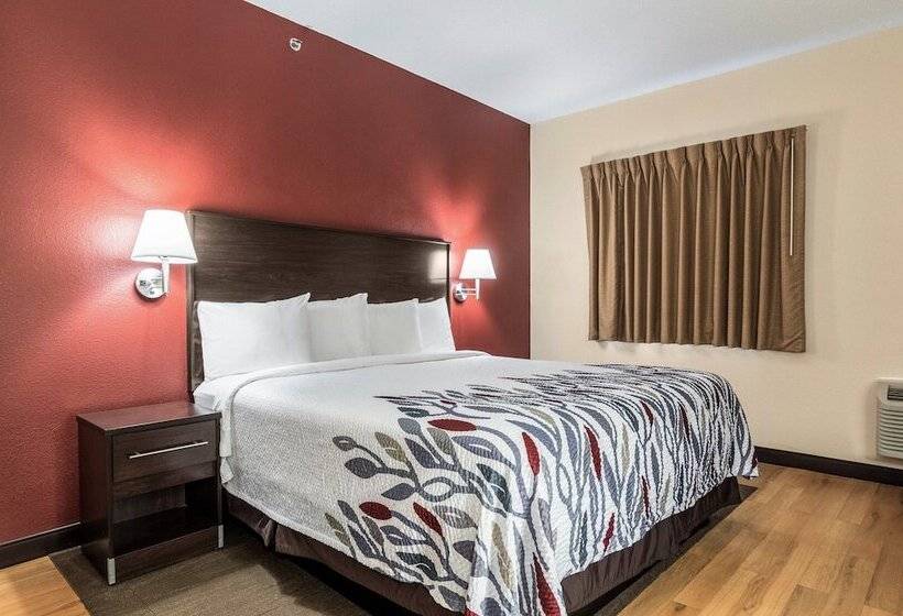 Номер Deluxe, Red Roof Inn Detroit  Troy