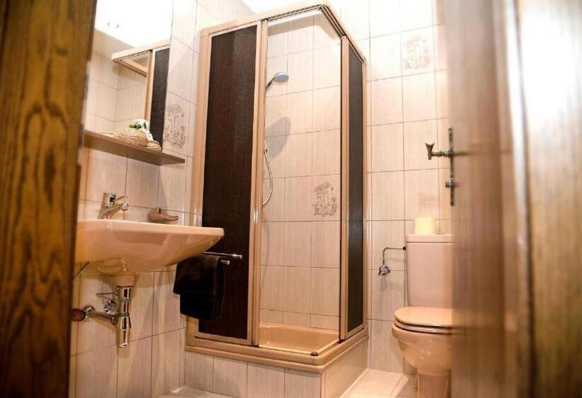 اتاق استاندارد سه تخته با بالکن, Haus Kohl