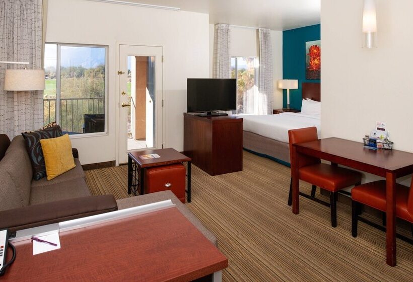 带双人床的标准工作室, Residence Inn Palm Desert