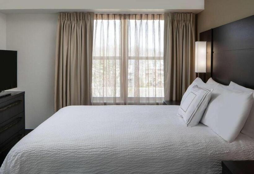 장애인을 위한 스위트, Sonesta Es Suites Fairfax Fair Lakes