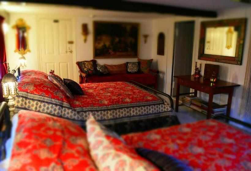 Номер Стандарт Совместная Ванная, Daniels House Inn