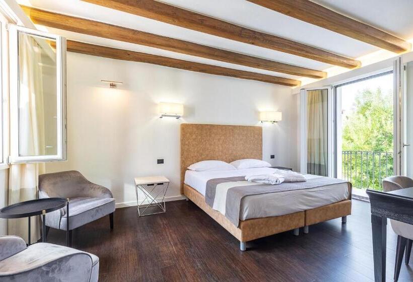 带露台的套间, Raphael Hotel Arbatax