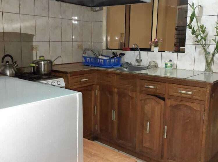 اتاق استاندارد یک نفره, Lhotse Hostel B&b