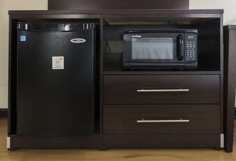 Номер Superior, Red Roof Inn Plus+ & Suites Opelika