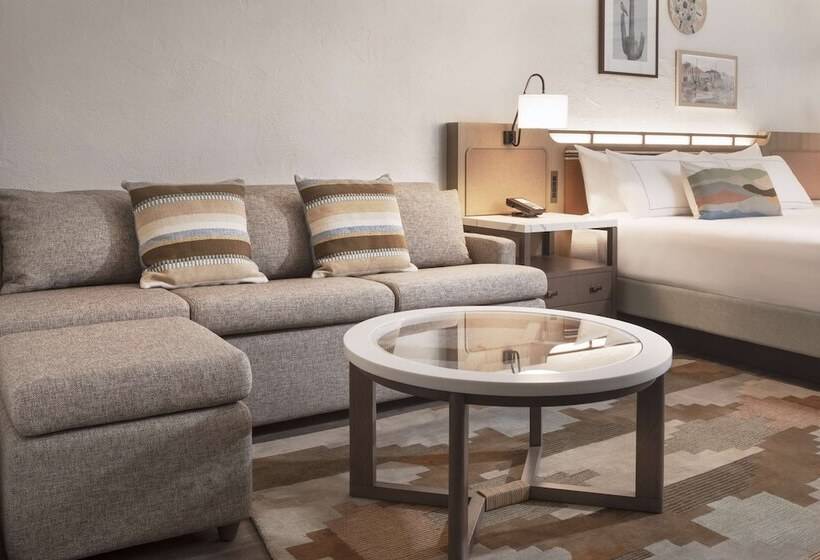 Студия Стандарт Двуспальная Кровать, The Scottsdale Resort & Spa, Curio Collection By Hilton